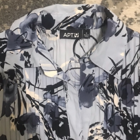 APT 9 collared blue top short sleeve shirt - Picture 4 of 5